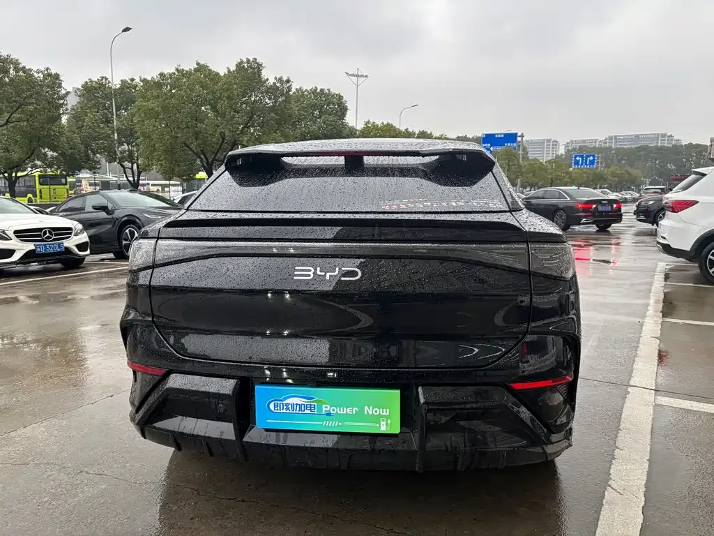 BYD Seal 07 EV — фото 10