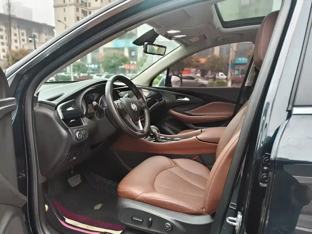 Buick Envision Plus — фото 5