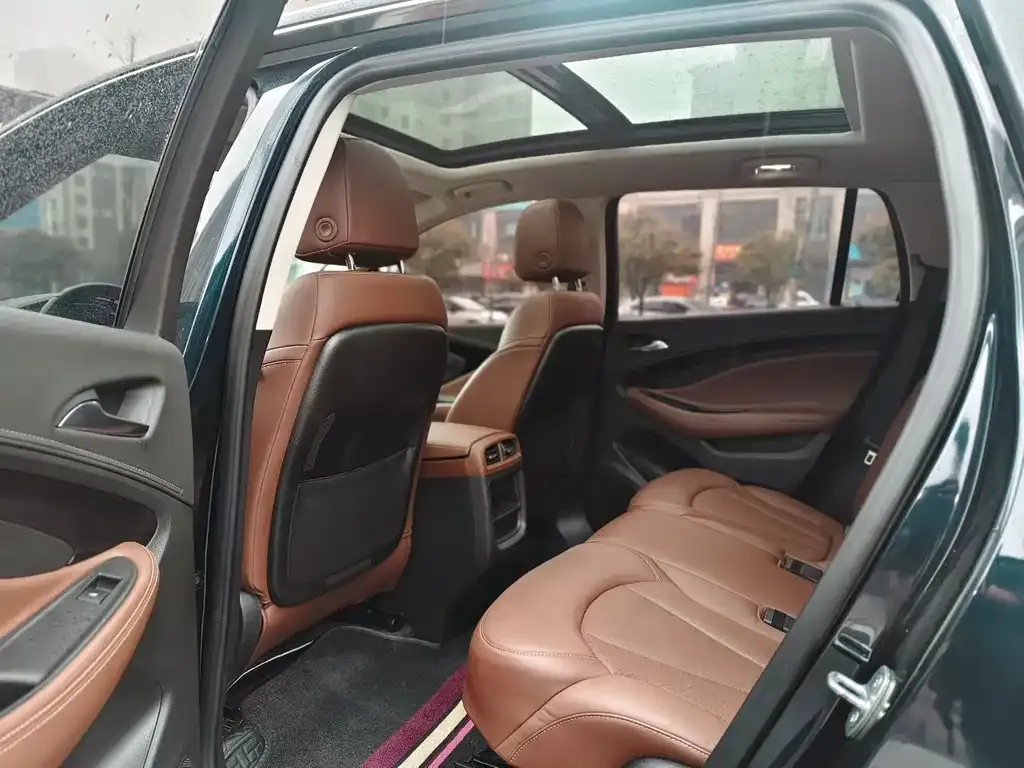 Buick Envision Plus — фото 4