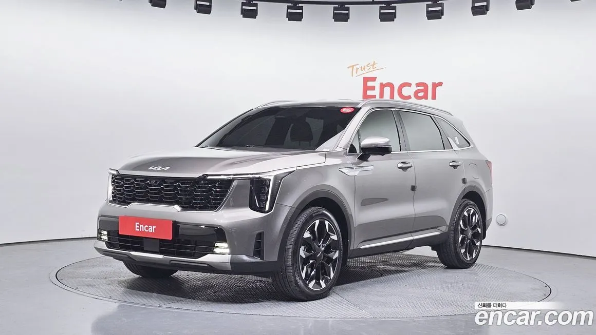 Kia Sorento — фото 1