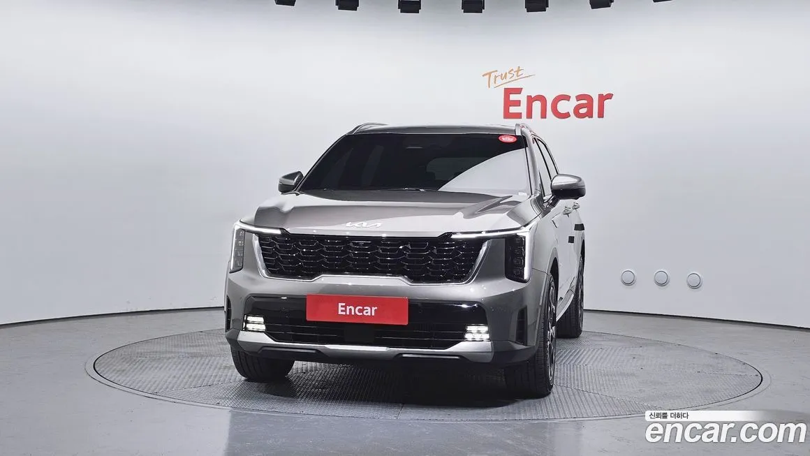 Kia Sorento — фото 4