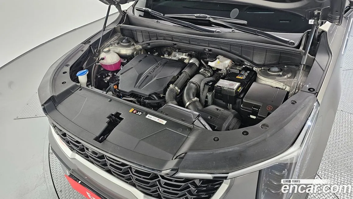 Kia Sorento — фото 9