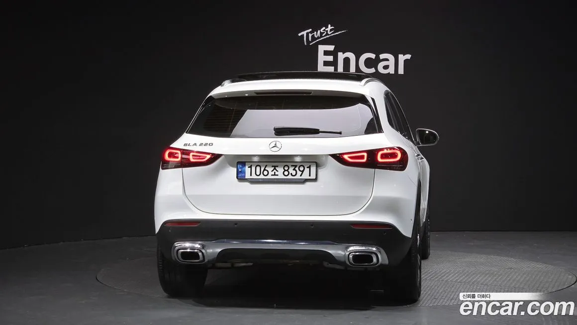 Mercedes-Benz GLA-Class — фото 4