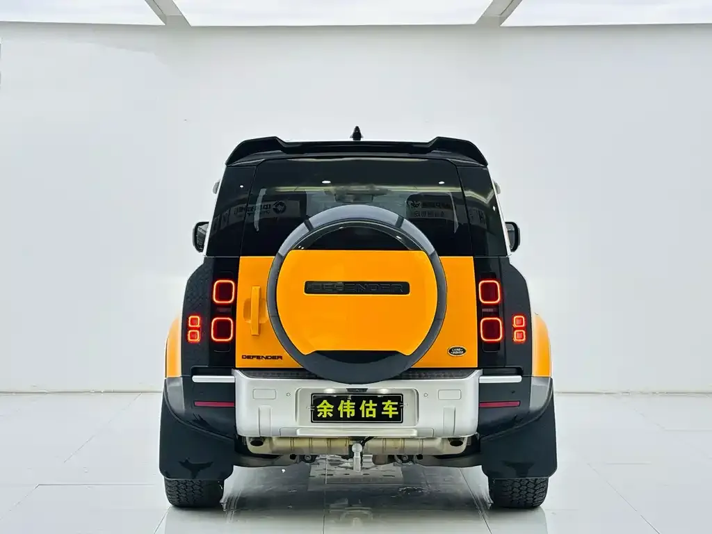 Land Rover Defender — фото 2