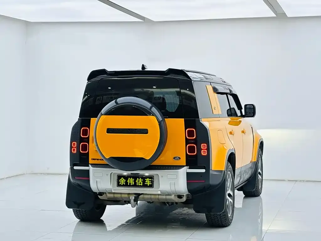Land Rover Defender — фото 4