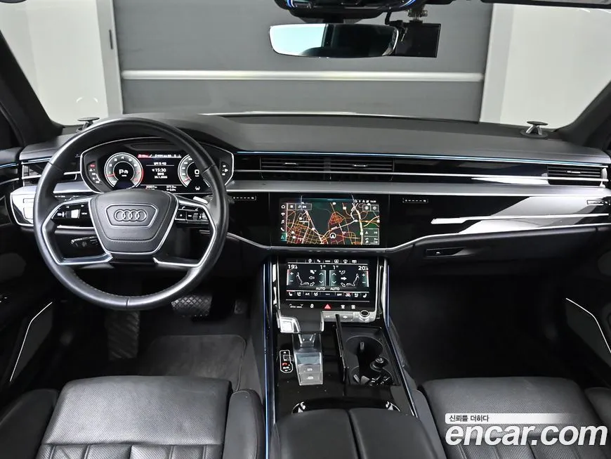 Audi A8 — фото 8