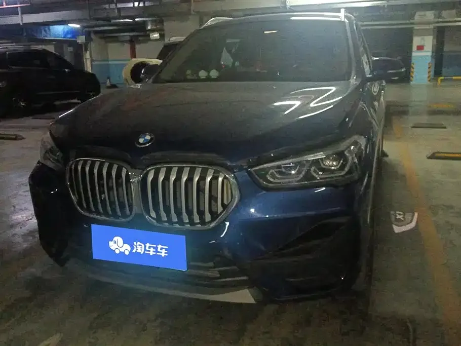 BMW X1 — фото 1