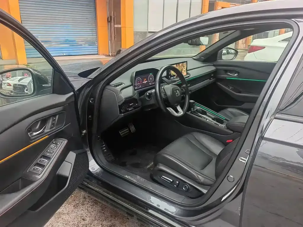 Honda Accord — фото 6