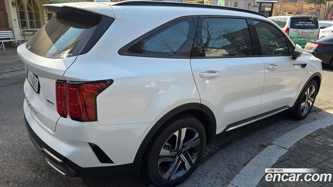 Kia Sorento — фото 4