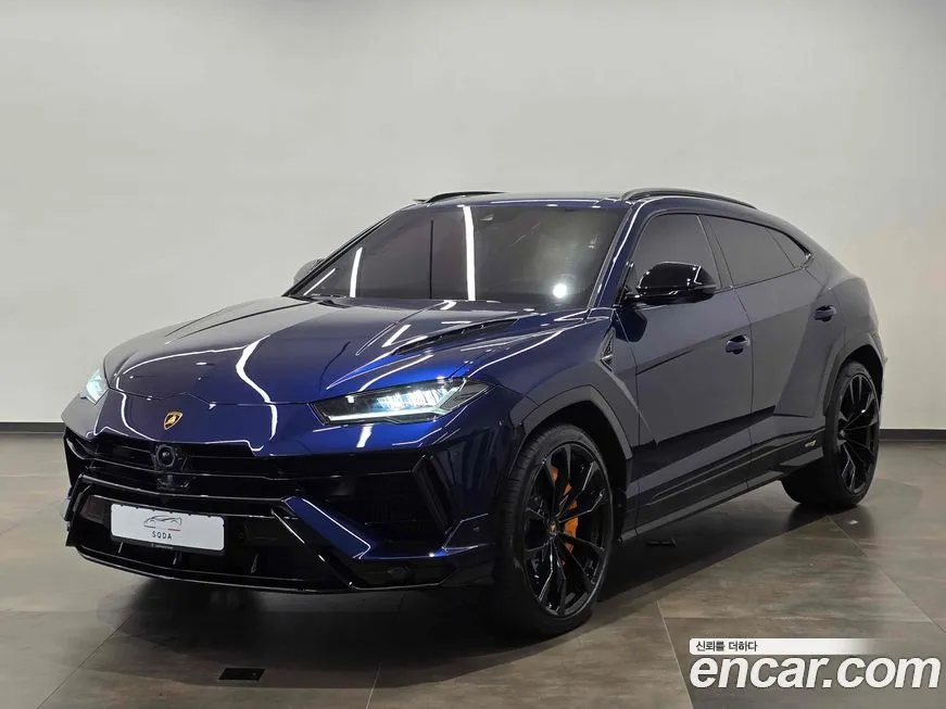 Lamborghini Urus — фото 1