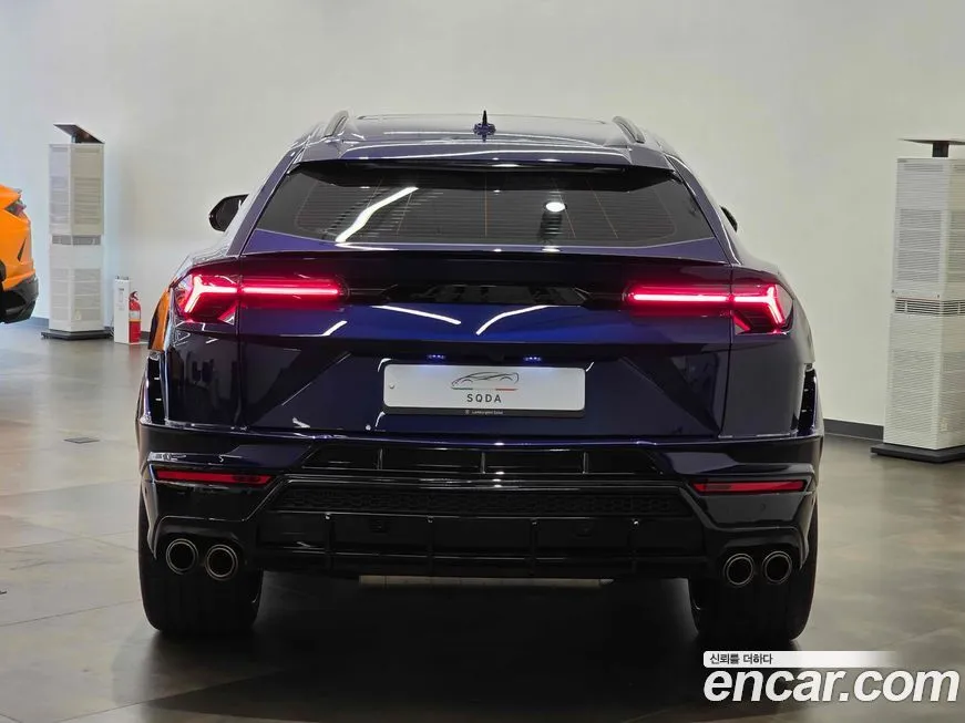 Lamborghini Urus — фото 3
