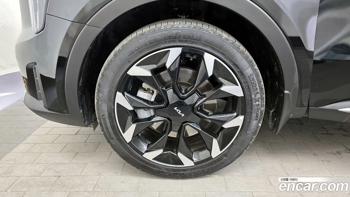 Kia Sorento — фото 10