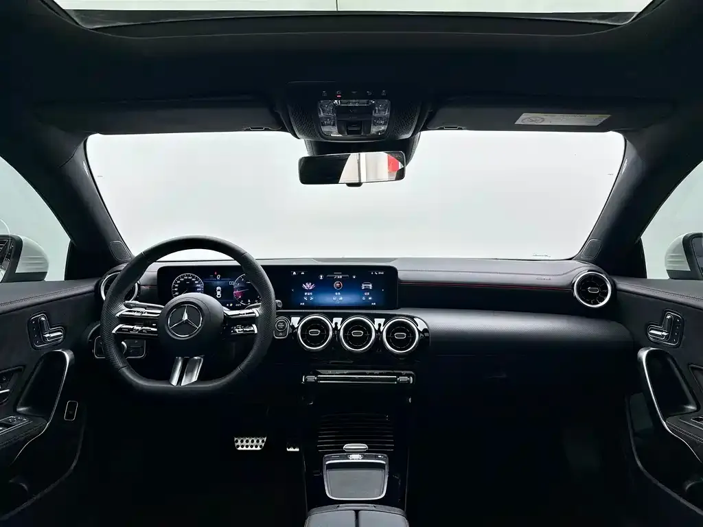 Mercedes-Benz CLA (Import) — фото 8