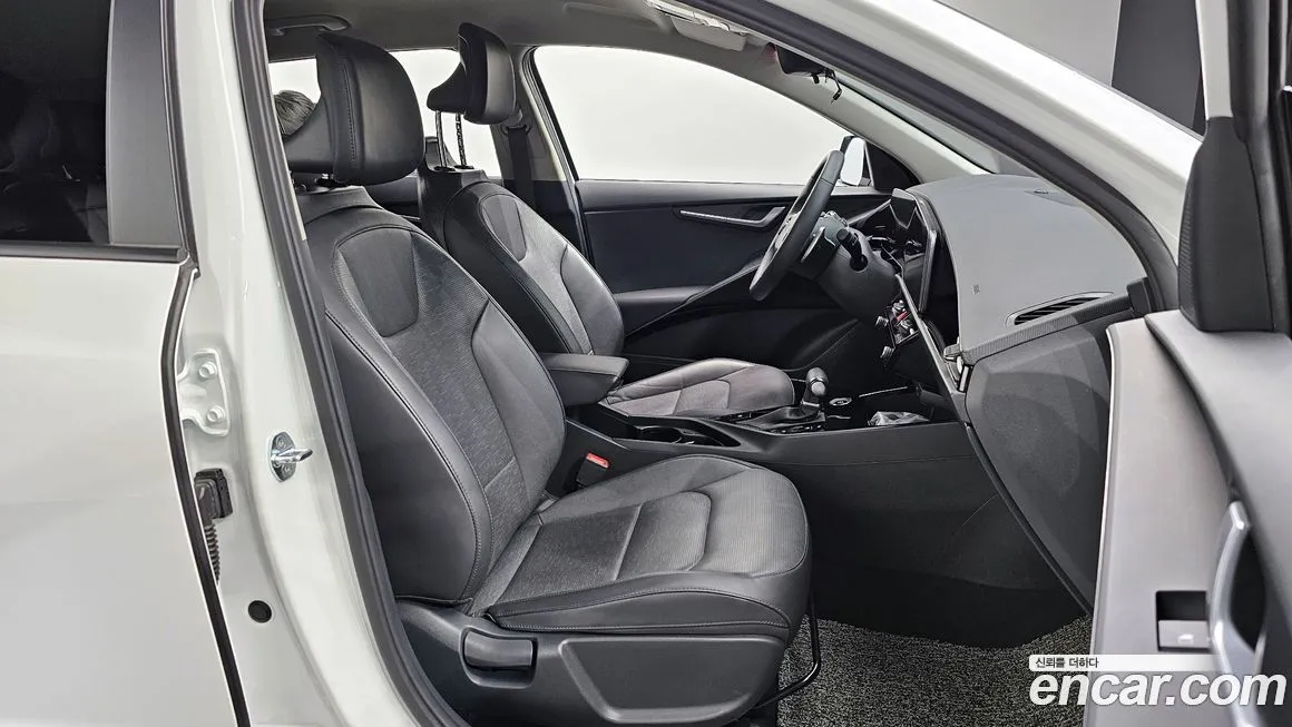 Kia Niro — фото 10