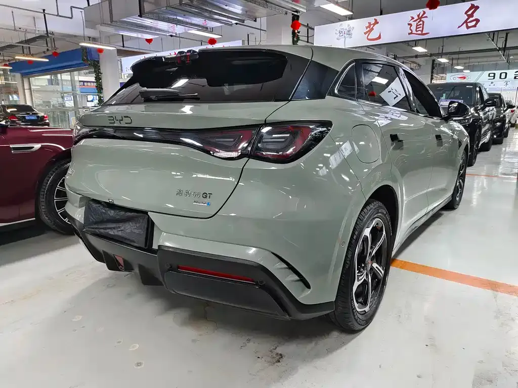 BYD Seal 06GT — фото 3