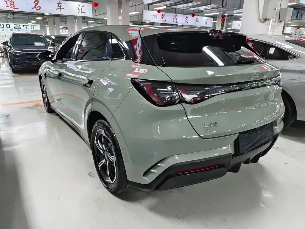 BYD Seal 06GT — фото 6