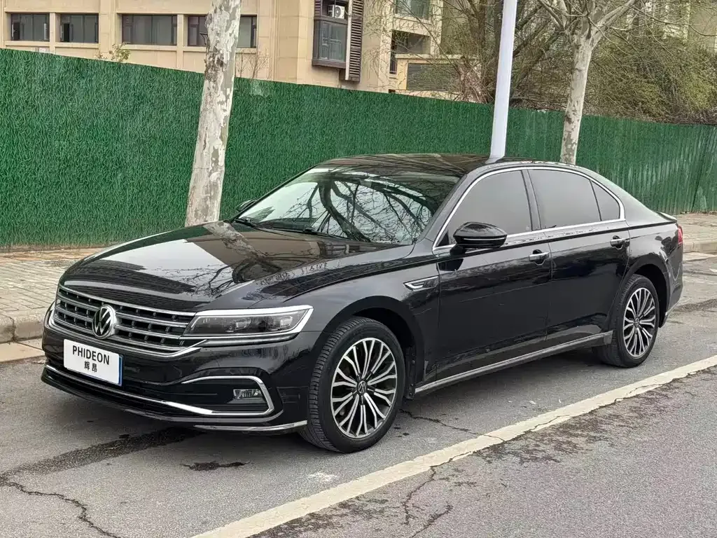 Volkswagen Phideon — фото 1