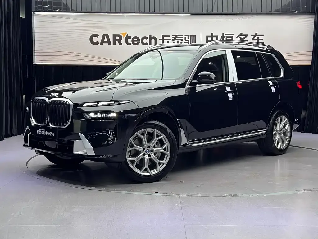 BMW X7 — фото 1