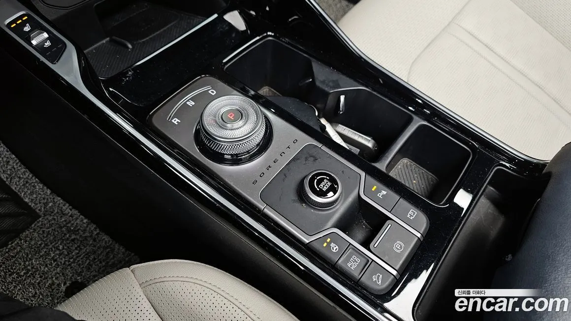Kia Sorento — фото 8