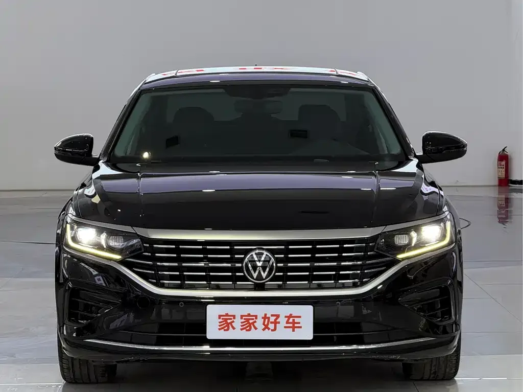 Volkswagen Passat — фото 2