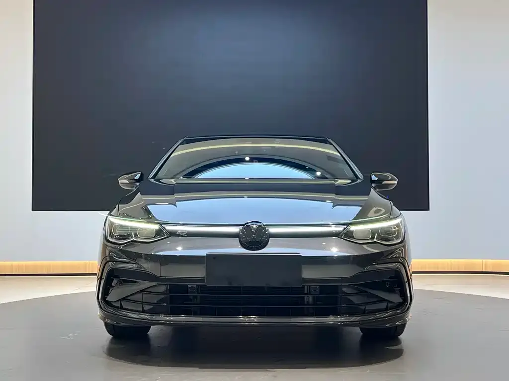 Volkswagen Golf — фото 2