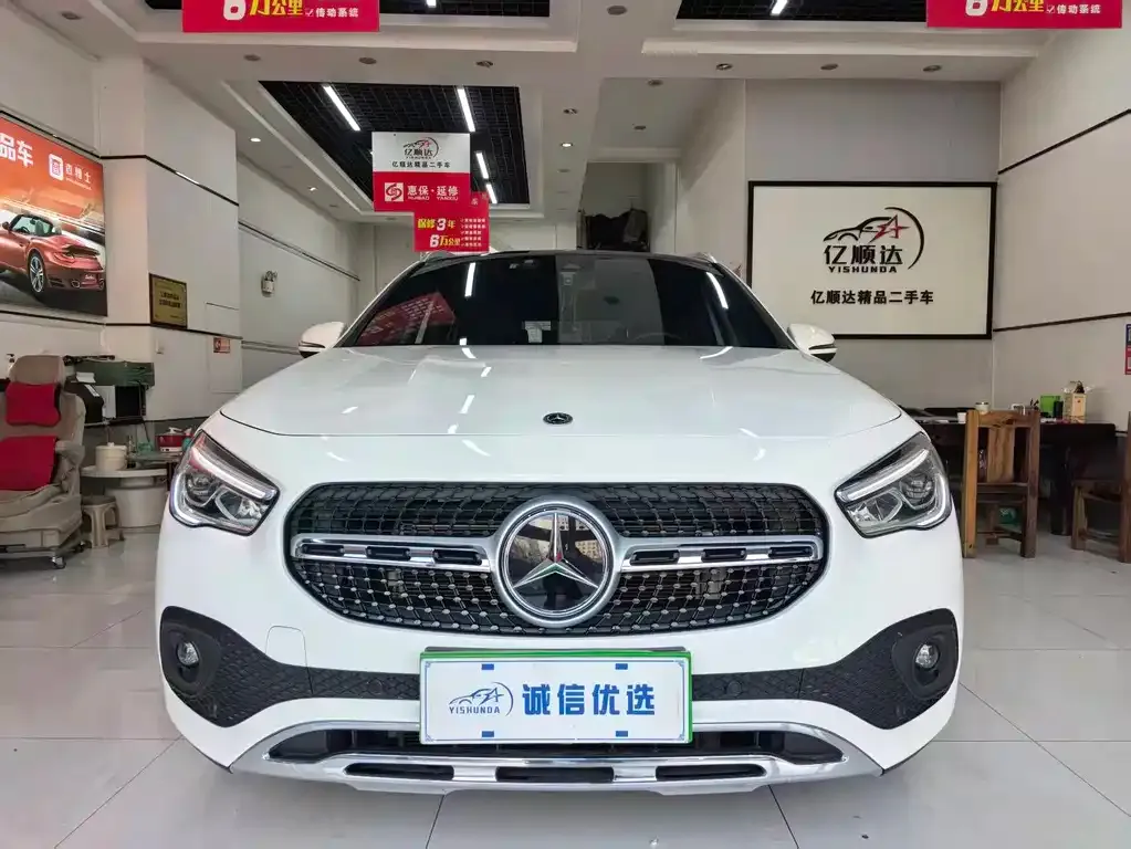 Mercedes-Benz GLA — фото 6
