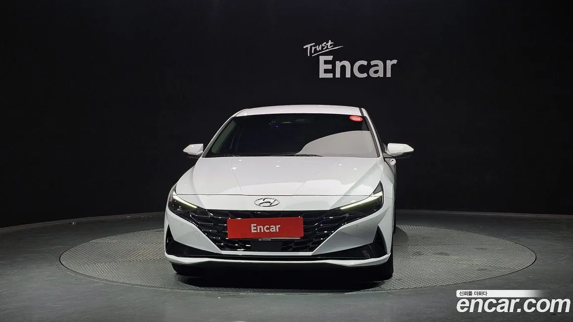 Hyundai AVANTE — фото 2