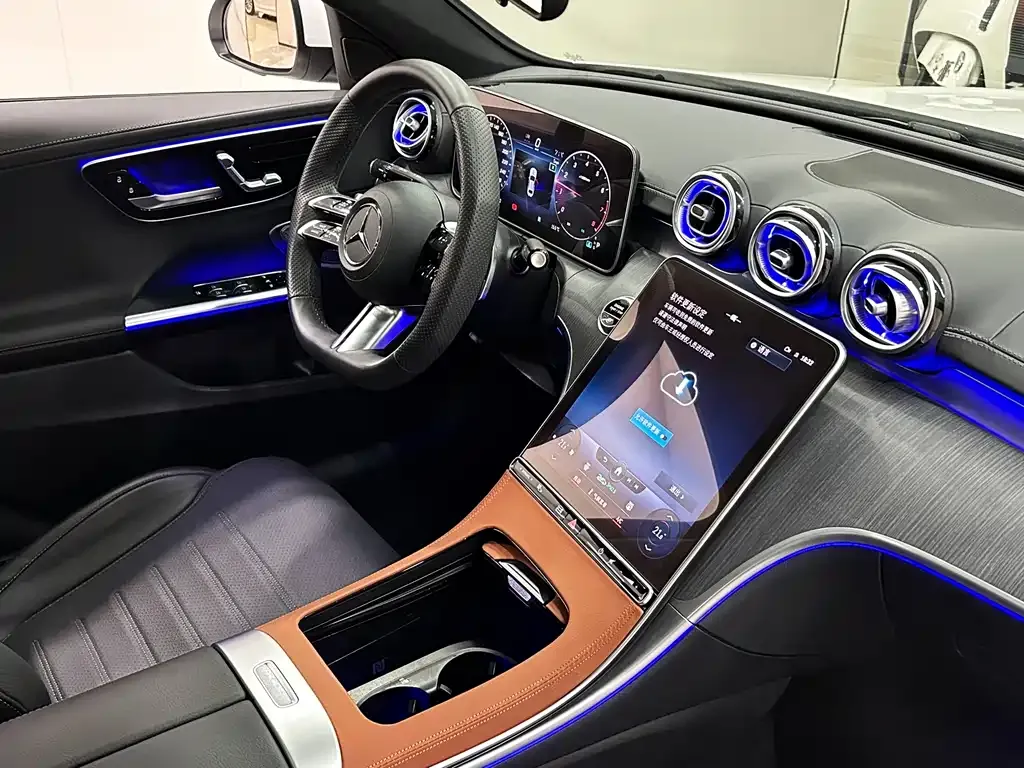Mercedes-Benz C-Class — фото 10