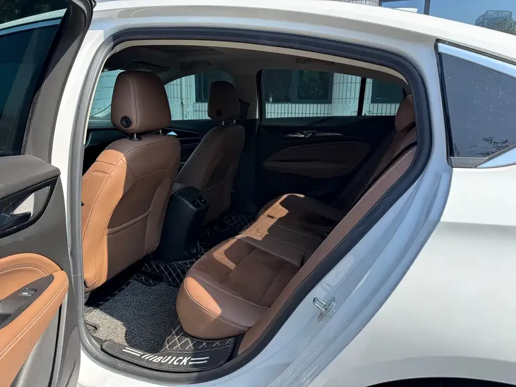 Buick Regal — фото 3