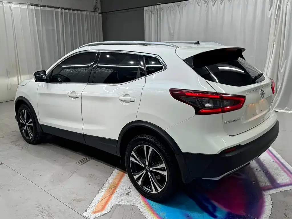 Nissan Qashqai — фото 3
