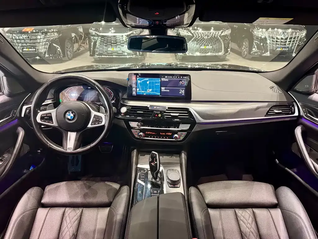 BMW 5 Series (Import) — фото 10