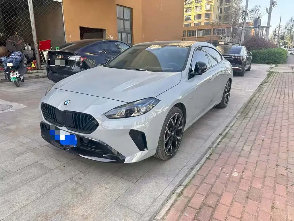 BMW 2 Series — фото 1