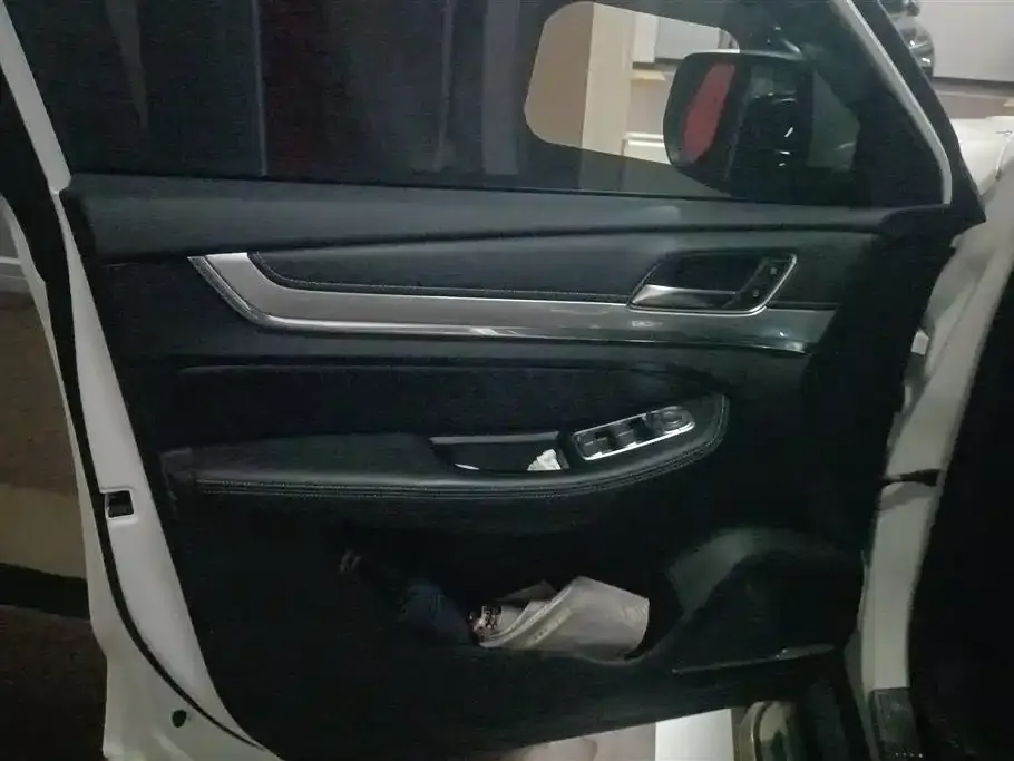 Roewe RX8 — фото 2