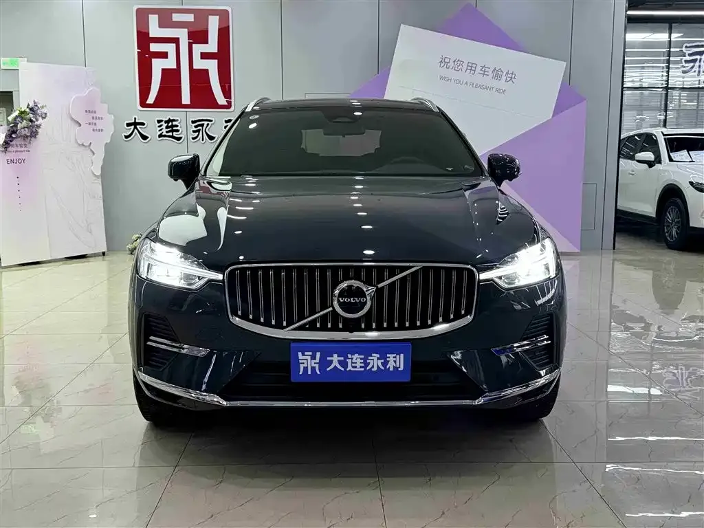 Volvo XC60 — фото 2