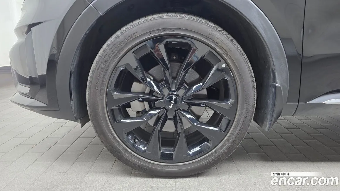 Kia Sorento — фото 7