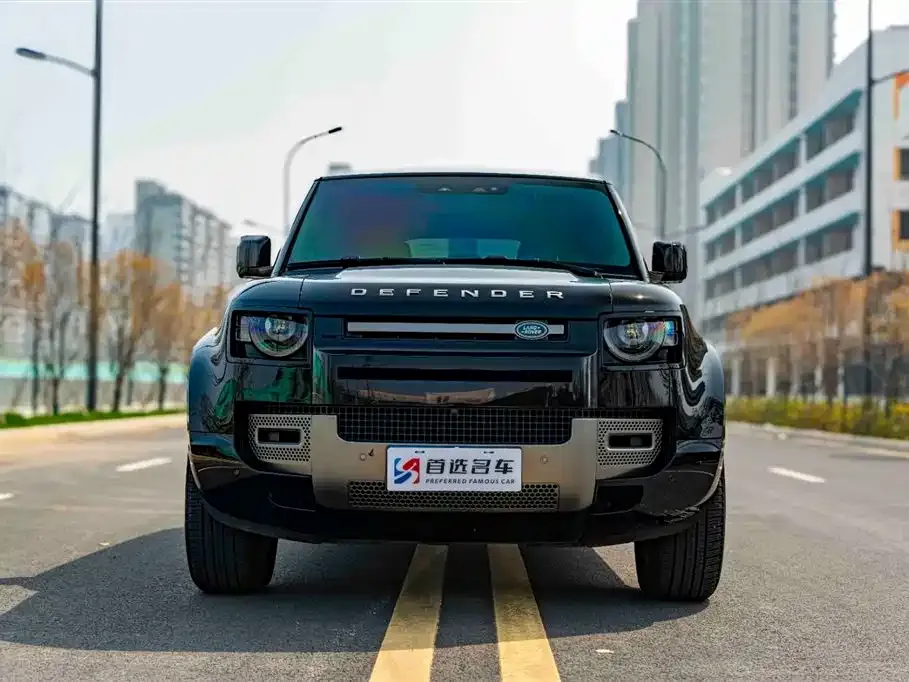 Land Rover Defender — фото 10