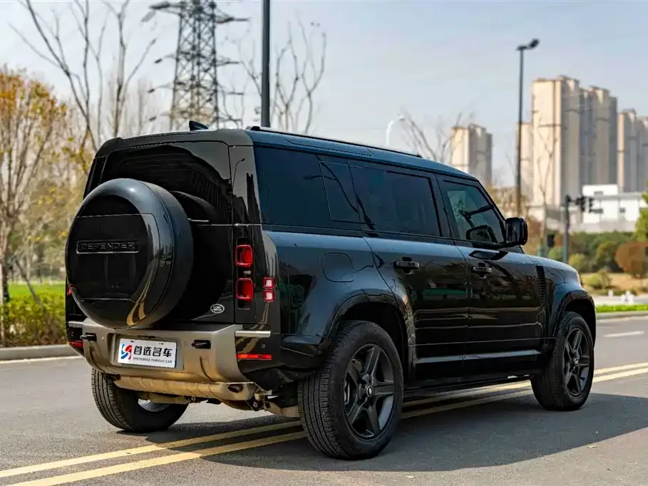 Land Rover Defender — фото 4