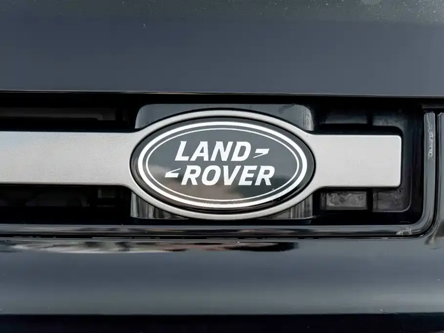 Land Rover Defender — фото 2