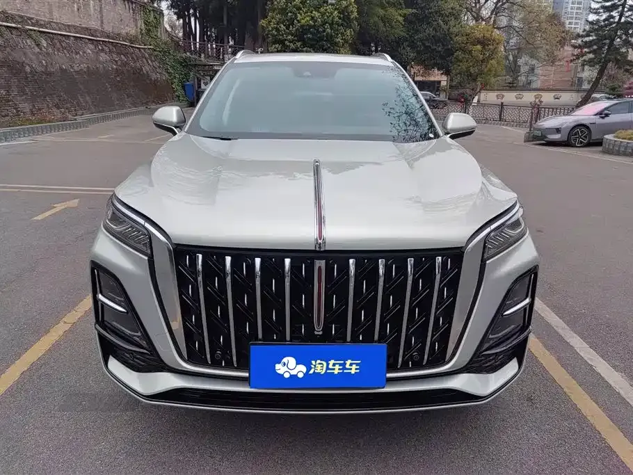 Hongqi HS5 — фото 4