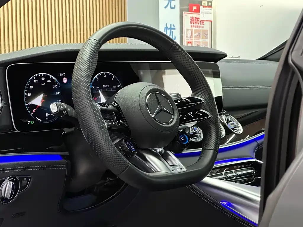Mercedes-Benz AMG GT — фото 3