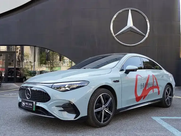Mercedes-Benz CLA PHEV — фото 1