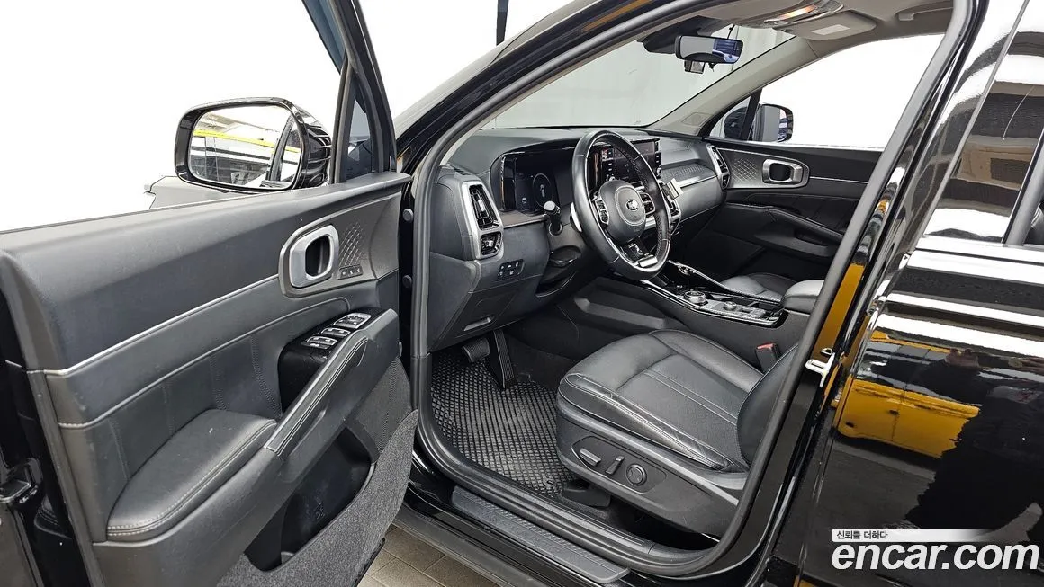 Kia Sorento — фото 10
