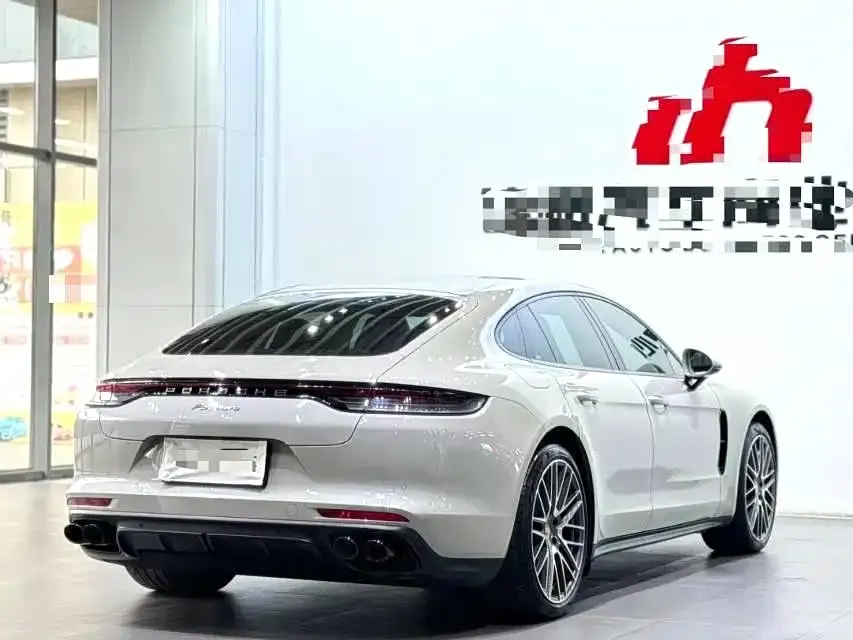 Porsche Panamera — фото 5