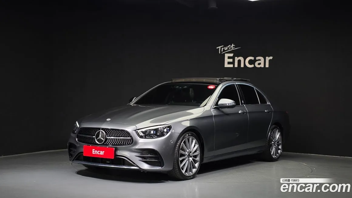 Mercedes-Benz E-Class — фото 1