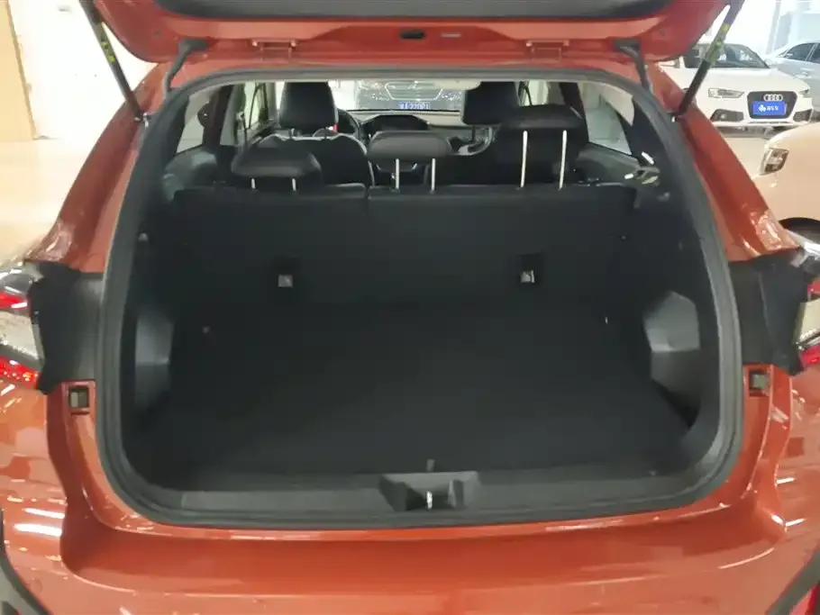 Subaru Crosstrek — фото 2