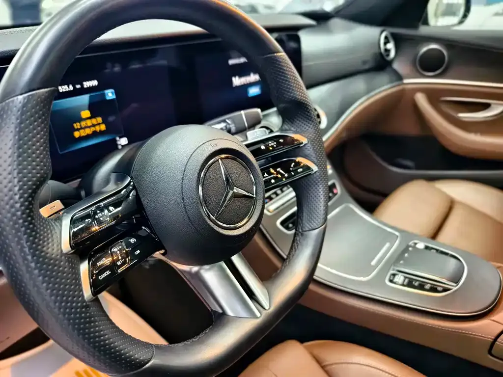 Mercedes-Benz E-Class (Import) — фото 4