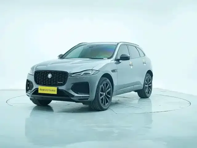 Jaguar F-PACE — фото 1
