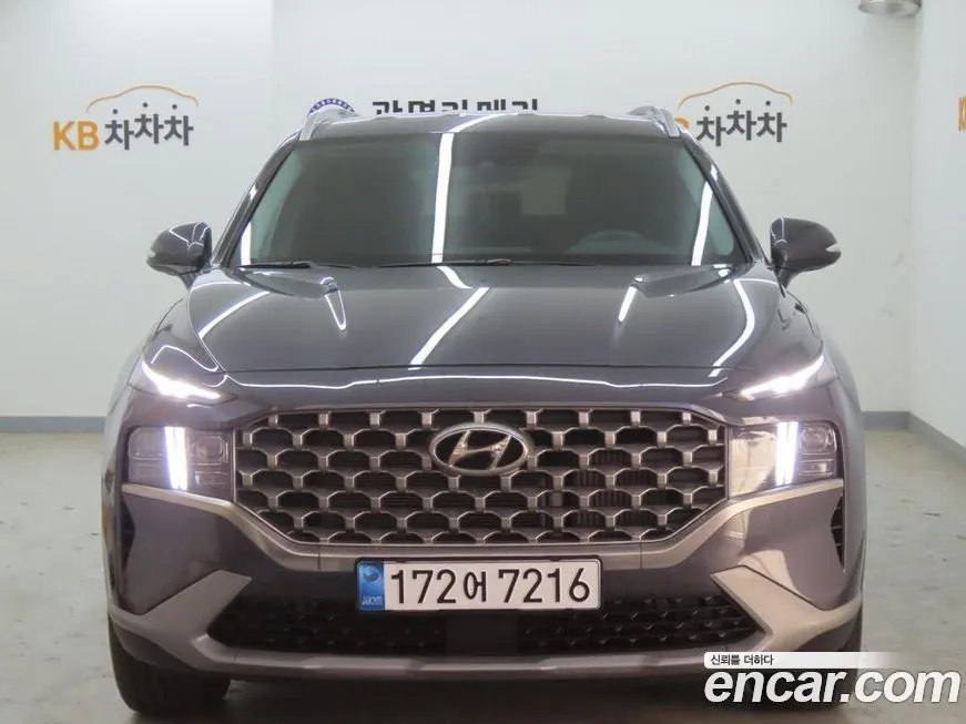 Hyundai Santafe — фото 1
