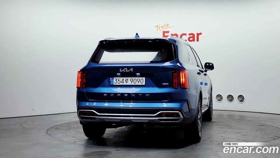 Kia Sorento — фото 3