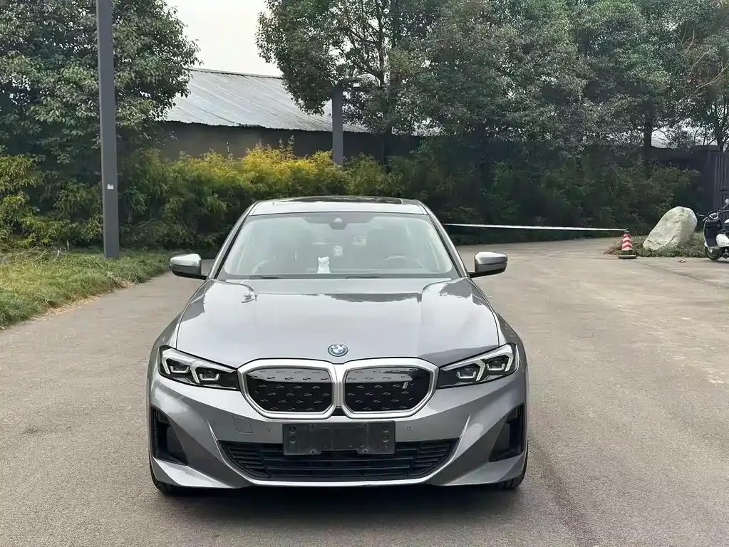 BMW i3 — фото 10